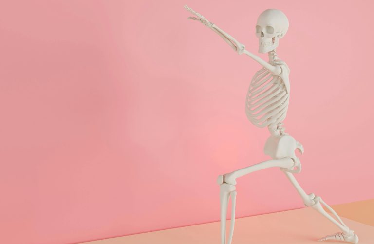 Osteoporoza: Exerciții și Soluții pentru Oase Puternice