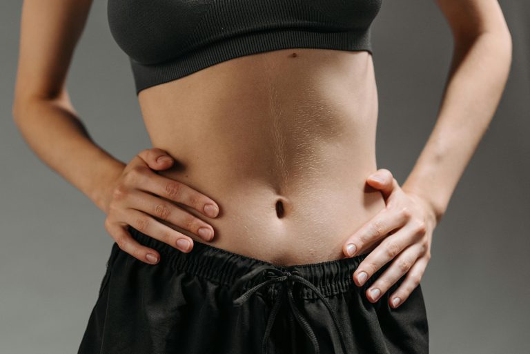 Aderențele Abdominale: Simptome, Cauze și Tratamente Eficiente